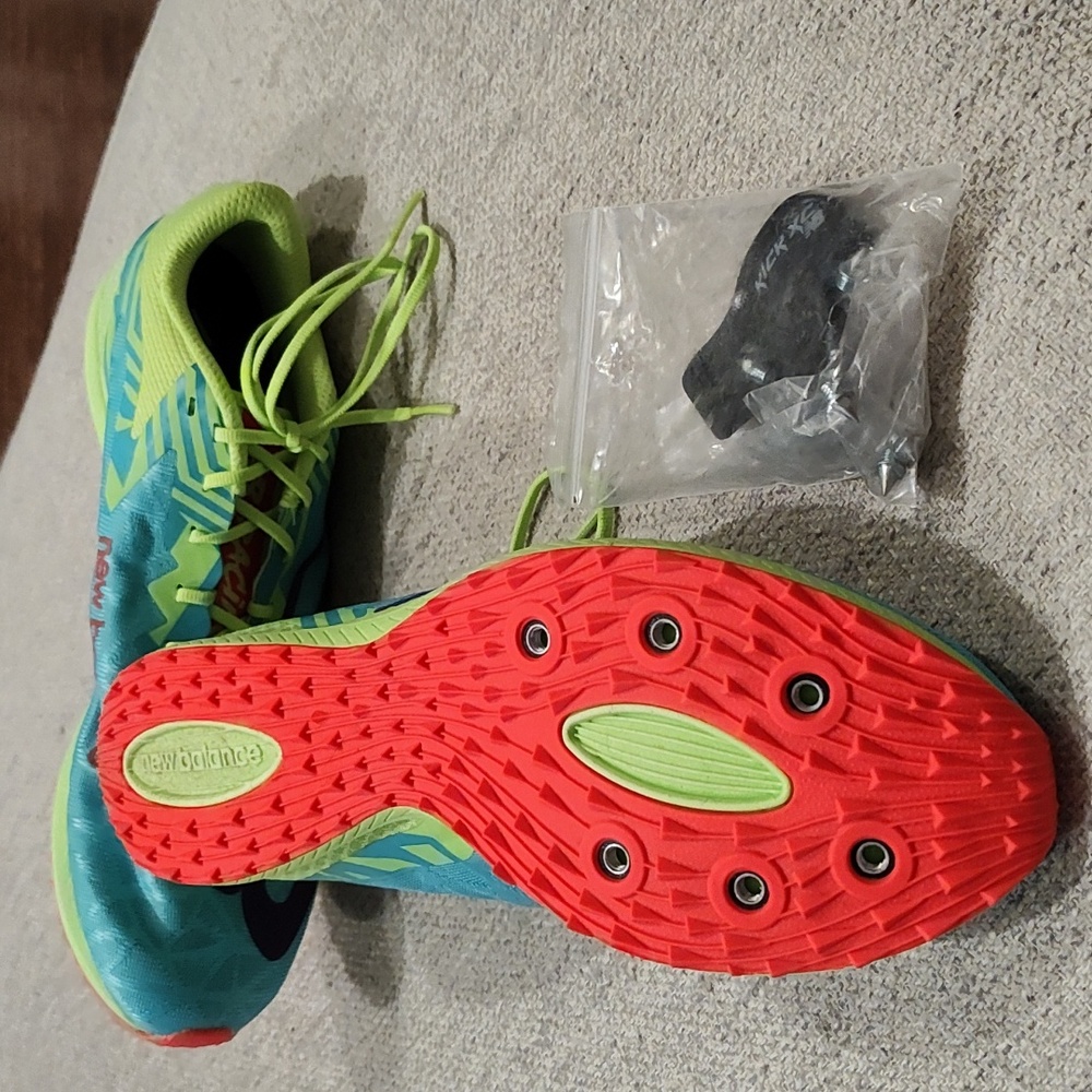 New Balance Racing Shoes Size 9 - Picture 3 of 9